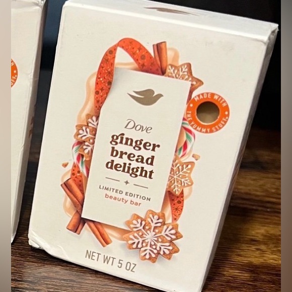 Dove Limited Edition Holiday Treats Gingerbread Delight Plant Based Bar Soap X 3 - Picture 2 of 12